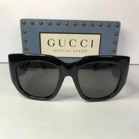 New 100% Authentic Gucci Grey Square Ladies Sunglasses  display picture 1